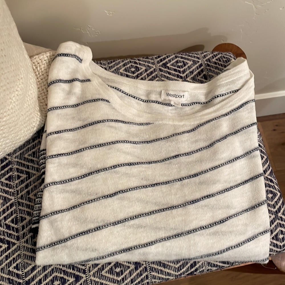 Westport Sweater, white with navy detailing.
